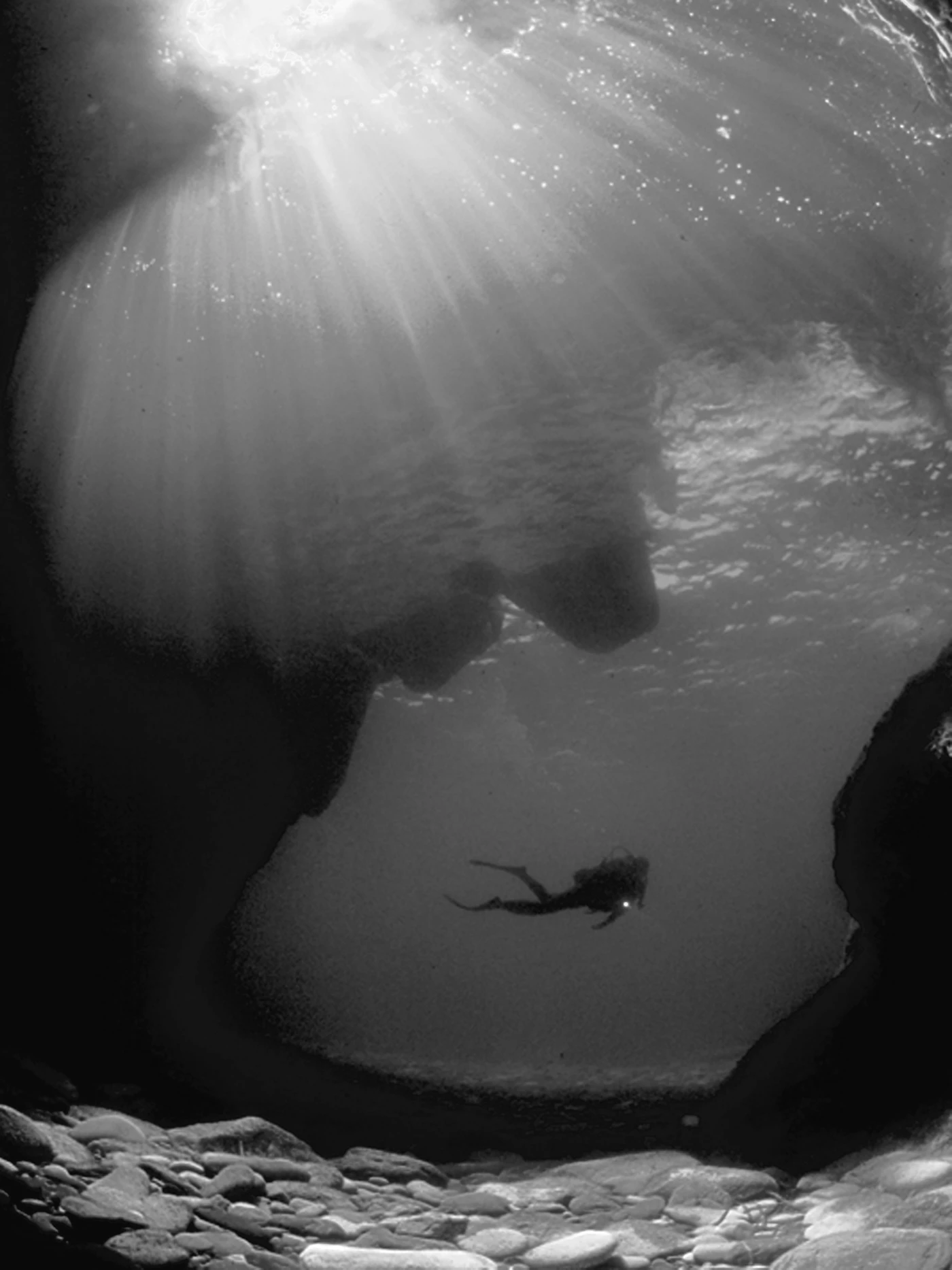 LA GROTTA DELLO SBRUFFO - Black & White bronze by ANNIBALE  SIMI, See in the Sea underwater photography contest